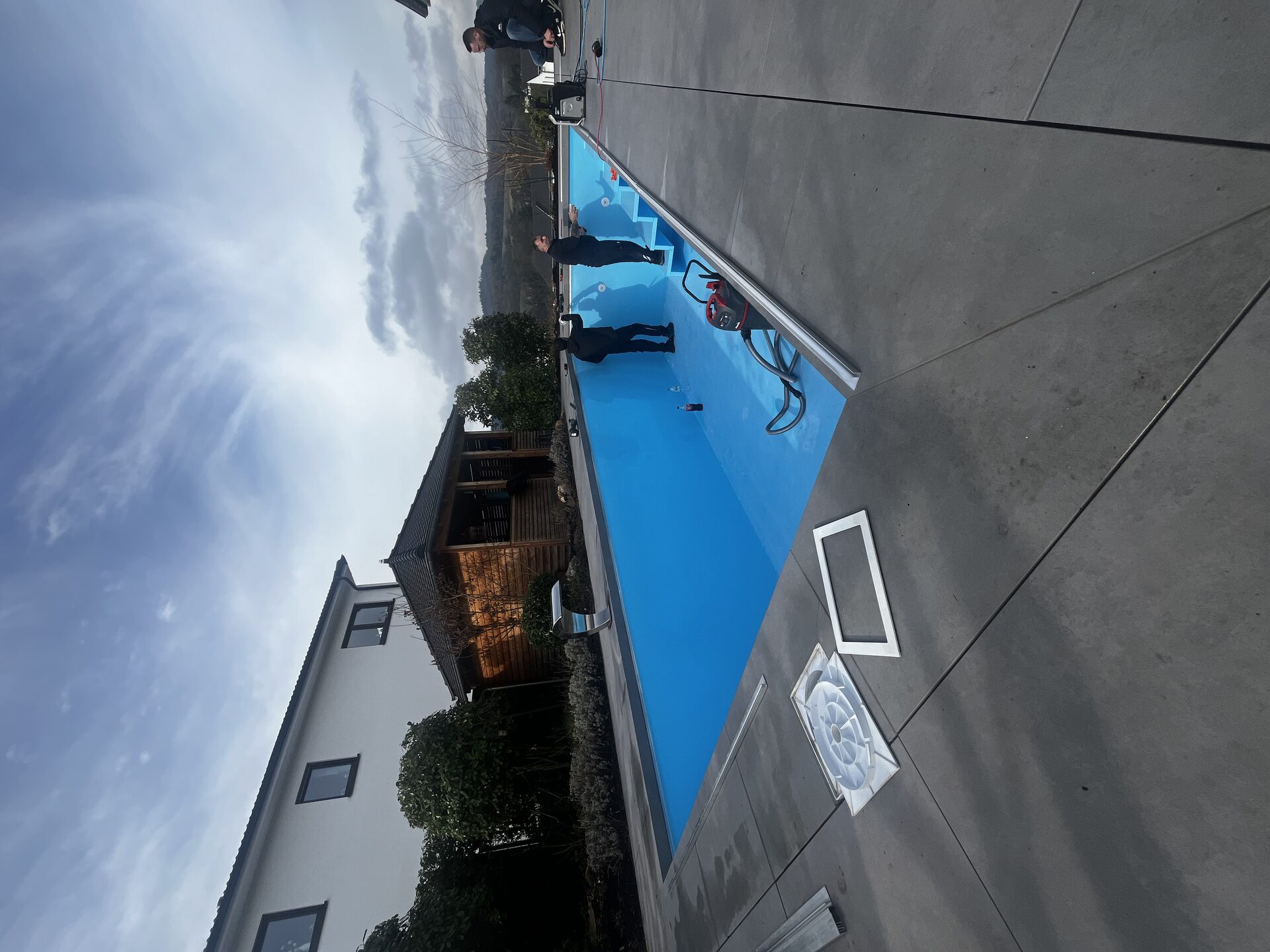 Poolsanierung Professionelle Foliensanierung in Ortenaukreis